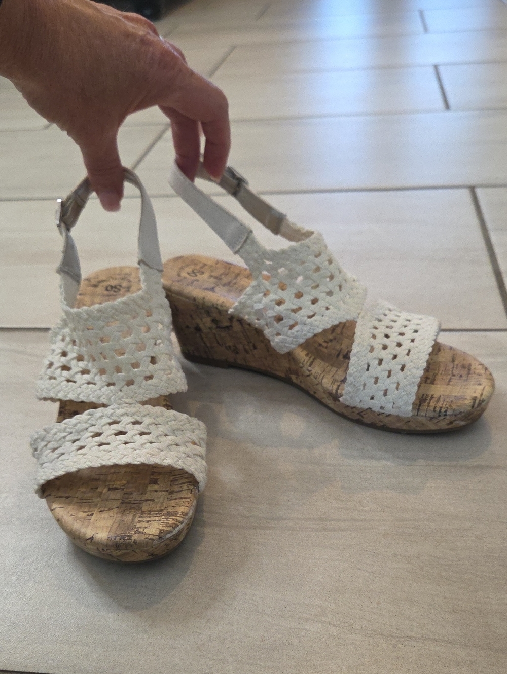 Girl's White Soft Woven Cork Wedge Sandals with Slingback Strap Size 5 2in EUC